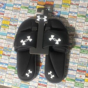 Under Armour Black Slides with White Logo size 11